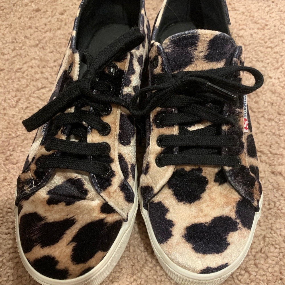Leopard supera shoes